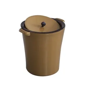 Кошче с люлеещ капак