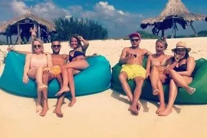 Надуваемо легло за излет или плаж