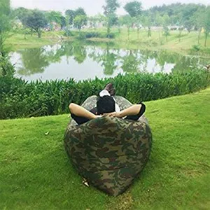 Въздушно легло за излет или плаж военно зелено