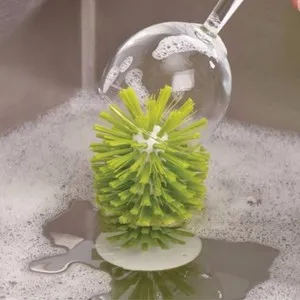 Четка за миене на чаши с вендуза