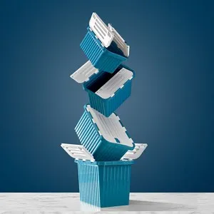Кутия за вещи цветна с цветен капак 16 л